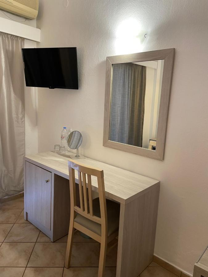 Hotel Aristea 3*