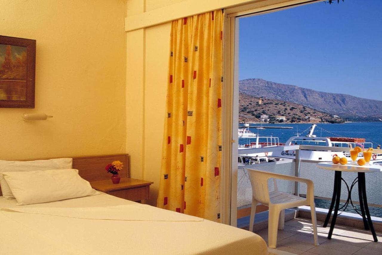 Aristea Hotel